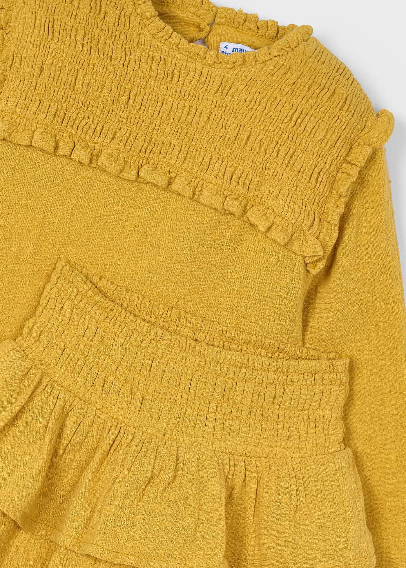 Conjunto falda volantes y blusa niña