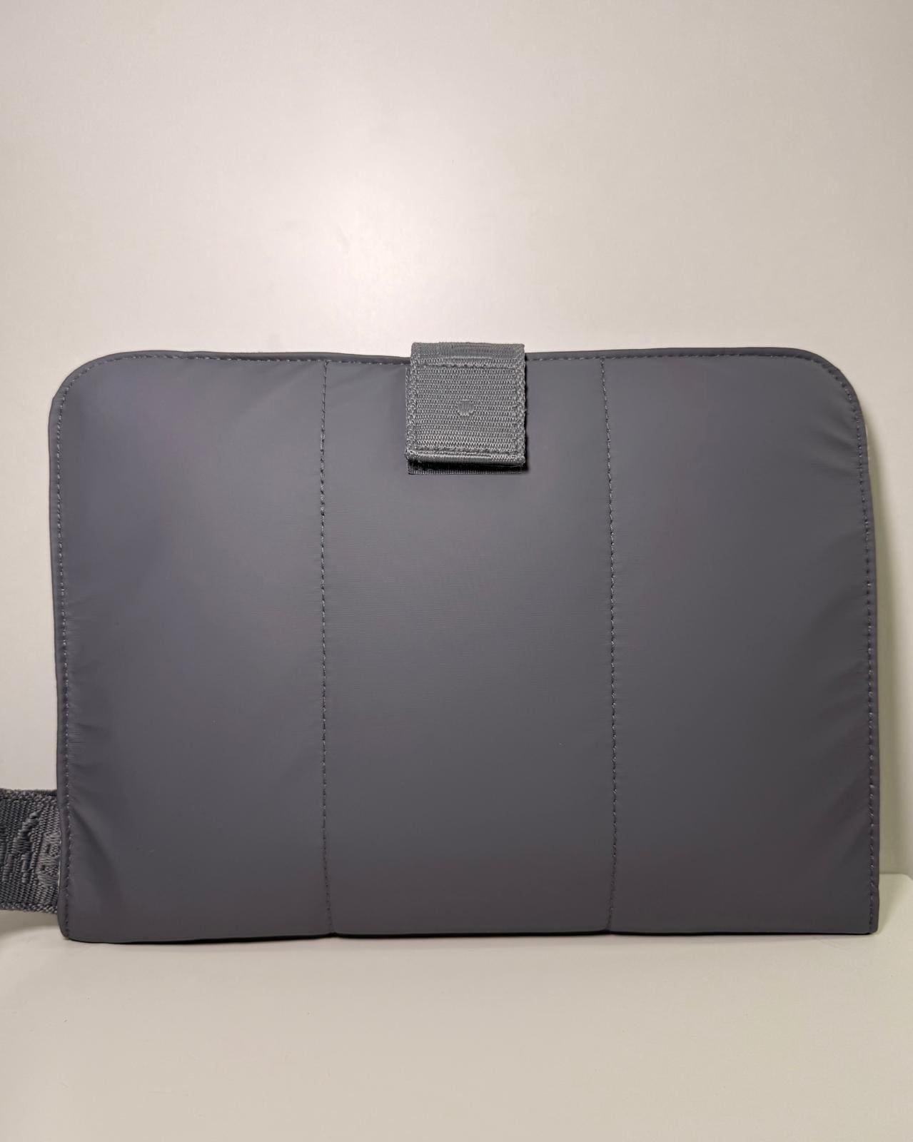 Neceser con cambiador luna rock